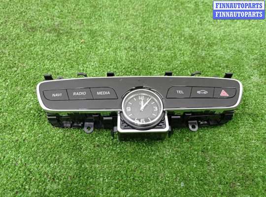 Панель управления магнитолой MB1456806 на Mercedes C-klasse (W205)Рестайлинг 2018 - 2021