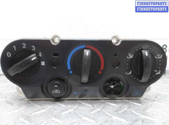 Переключатель отопителя FO1369667 на Ford Fusion I (JU) 2002 - 2005