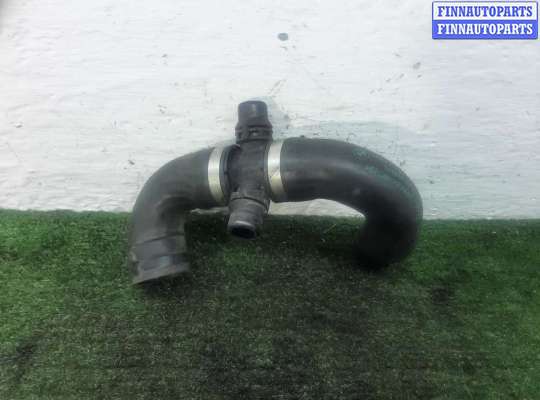 Патрубок BM3672211 на BMW 5-Series F10 2009 - 2013