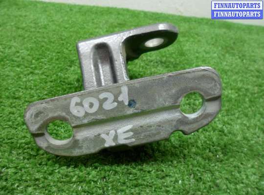 купить Петля двери задняя на Jaguar XE (X760) 2015 - 2019