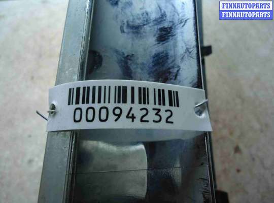 Заглушка (решетка) в бампер AU1131744 на Audi A8 D3 (4E2) 2002 - 2005
