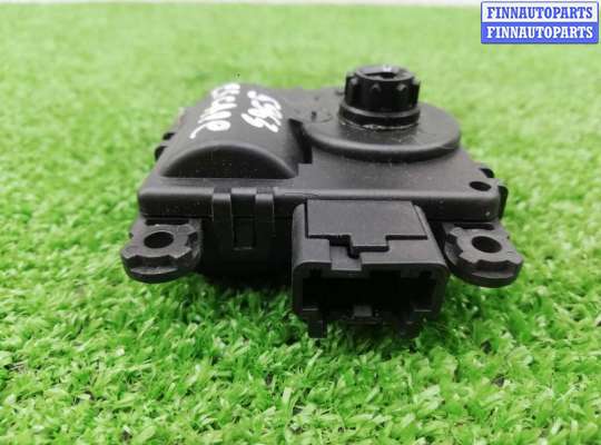 Моторчик заслонки печки на Ford Escape IV / Kuga III