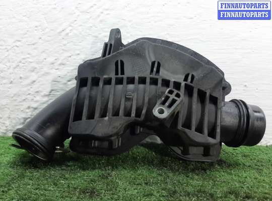 Резонатор воздушного фильтра MB1684313 на Mercedes E-klasse (W212) 2009 - 2013