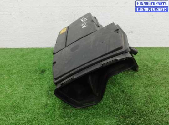 Корпус воздушного фильтра MB1605864 на Mercedes C-klasse (W203) 2000 - 2004