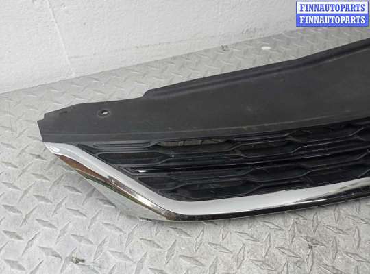 Решетка радиатора на Chevrolet Cruze II (J400)