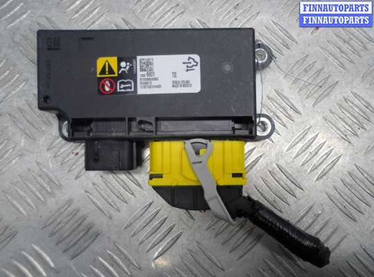 ЭБУ AIRBAG (электронный блок управления подушками безопасности) на Opel Insignia