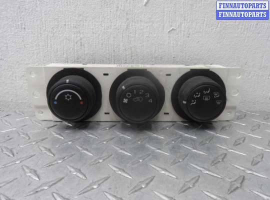 Переключатель отопителя HM13144 на Hummer H3 2005 - 2010