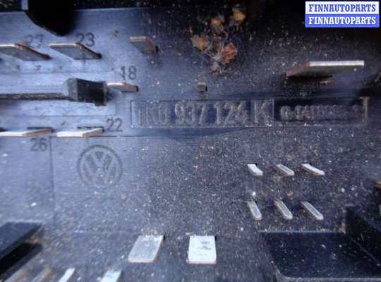 купить Блок предохранителей на Volkswagen Golf V (1K) 2003 - 2009