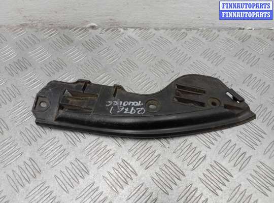 Кронштейн заднего бампера VG1763246 на Volkswagen Touareg I (7L) 2002 - 2006