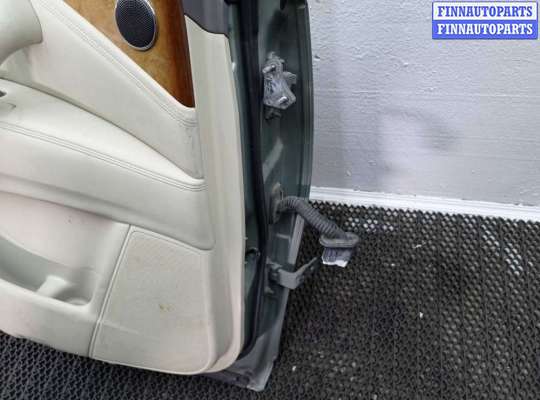 купить Петля двери задняя на Infiniti QX56 (Z62) 2010 - 2013