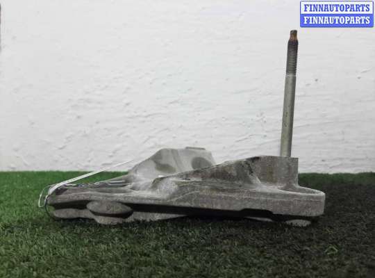 купить Кронштейн компрессора кондиционера на Chevrolet Equinox III 2017 - 2021