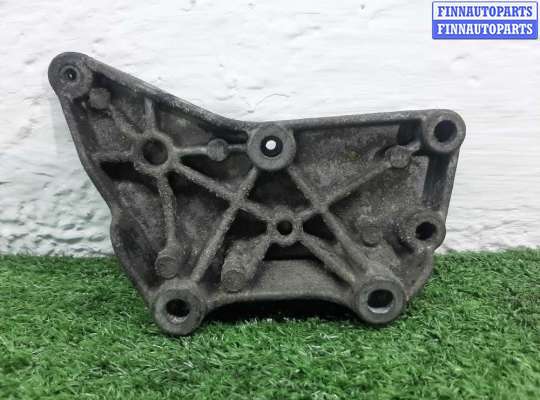 Купить Кронштейн двигателя на Mercedes Sprinter II (w906) 2006 - 2017 Кронштейн двигателя MB1659955 на Mercedes Sprinter II (w906) 2006 - 2017