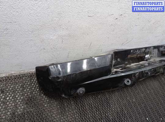 Бампер задний на Chevrolet Tahoe (GMT900)