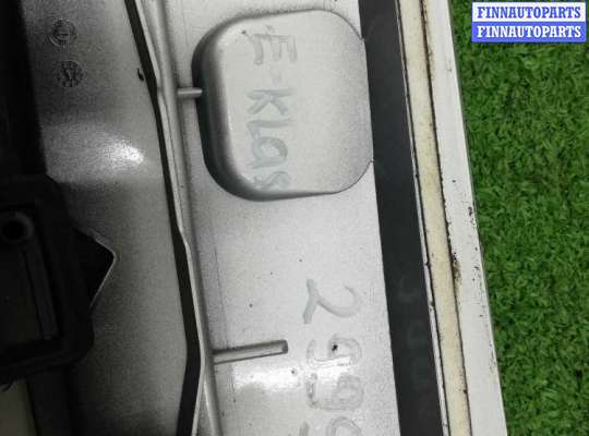 Спойлер на Mercedes-Benz E (W211)