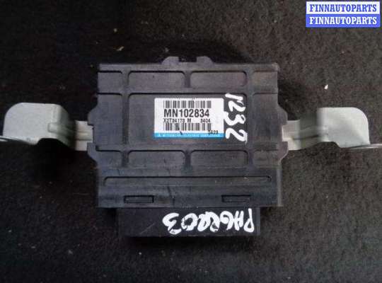 Блок управления ABS MT374883 на Mitsubishi Pajero III 1999 - 2003