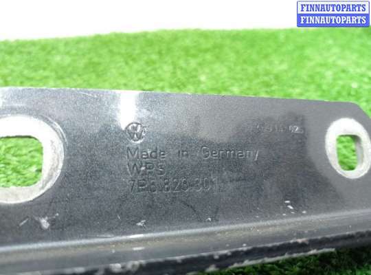 купить Петля капота левая на Volkswagen Touareg II (7P) 2010 - 2014