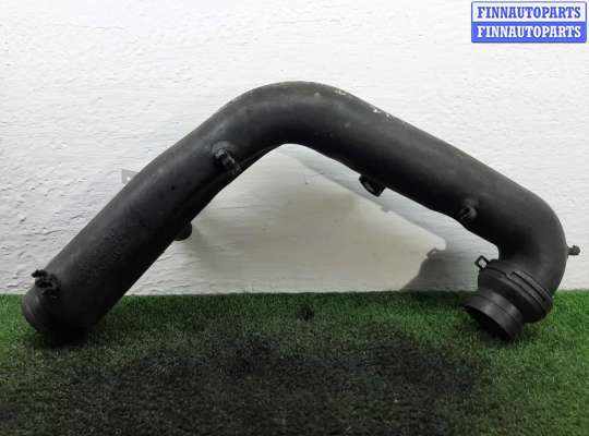 Патрубок (трубка, шланг) на Volkswagen Golf V (1K)