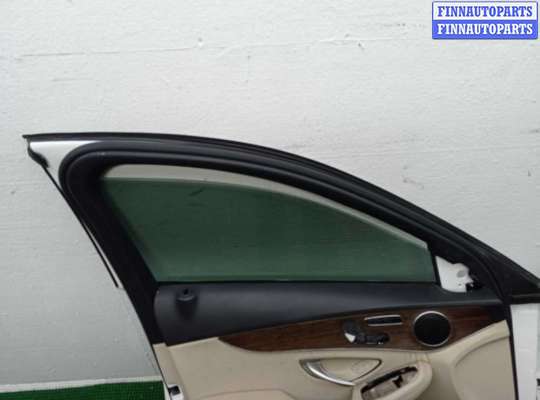 Стеклоподъемник электрический на Mercedes-Benz C (W205)