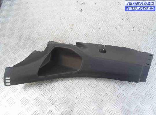 Накладка на порог FO1369578 на Ford Focus III 2010 - 2015