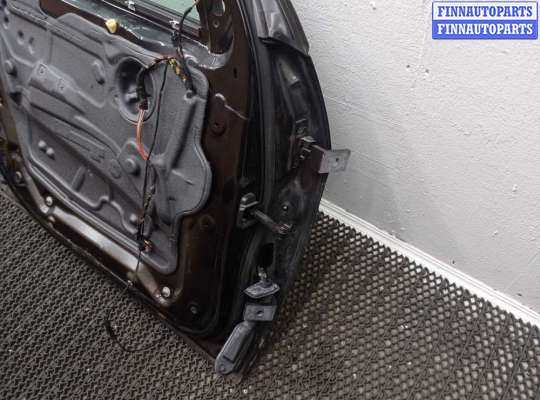 Замок боковой двери на BMW X5 (E70)