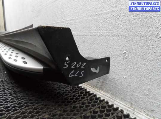 купить Подножка левая на Mercedes GLS (X166) 2015 - 2019