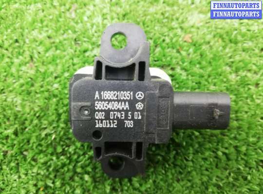 Датчик удара MB1695105 на Mercedes GLE (W166) 2015 - 2019