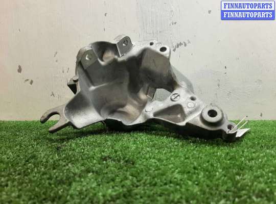 купить Кронштейн на Mercedes C-klasse (W205)Рестайлинг 2018 - 2021