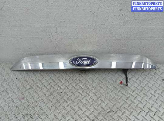 Накладка крышки багажника FO1371446 на Ford Escape III 2012 - 2016