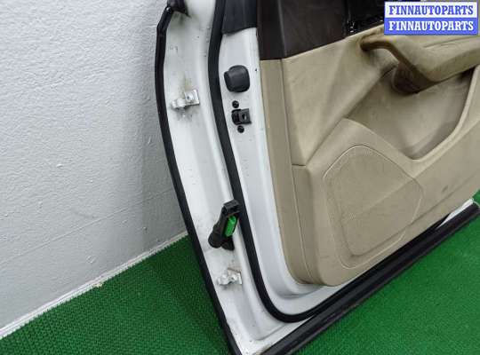 купить Накладка двери (Молдинг) на Audi Q7 (4MB) 2015 - 2020