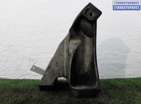 Кронштейн ДВС (лапа) на Audi Q7 (4L)