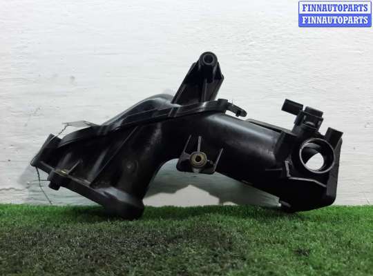 Воздухозаборник на Mercedes-Benz R (W251)