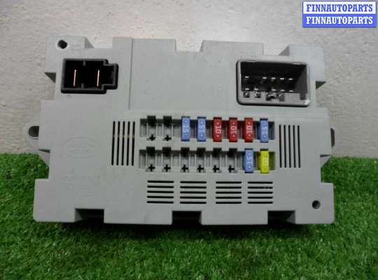 купить Блок предохранителей на Jaguar XE (X760) 2015 - 2019