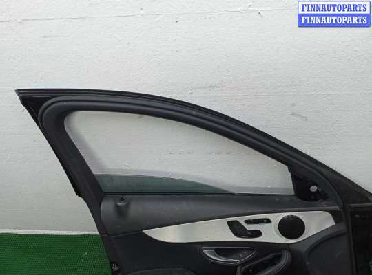 Стеклоподъемник электрический на Mercedes-Benz C (W205)