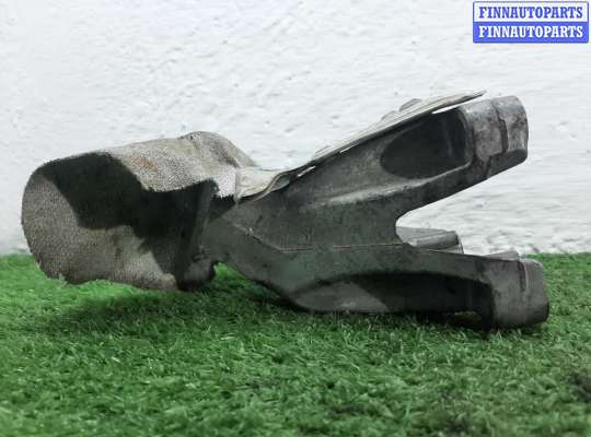 Кронштейн двигателя AU1718116 на Audi A6 C7 (4G2) 2011 - 2014