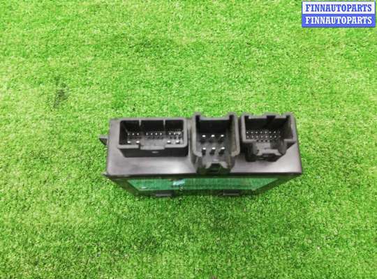 купить Блок управления задней двери на Cadillac Escalade III 2006 - 2014 (GMT900)