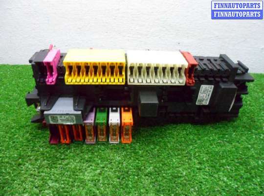 Купить Блок предохранителей на Mercedes M-klasse (W166) 2011 - 2015 Блок предохранителей MB1690813 на Mercedes M-klasse (W166) 2011 - 2015