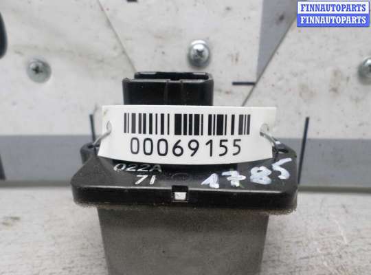 Резистор (сопротивление) отопителя на Peugeot 4007