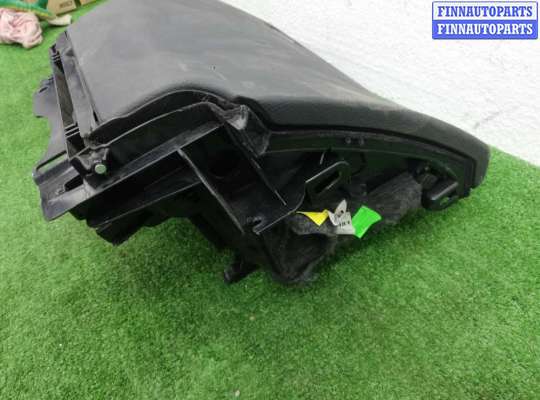 Бардачок (вещевой ящик) на Mercedes-Benz GLK (X204)