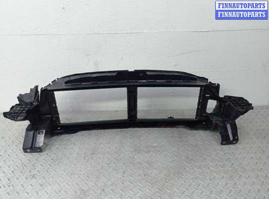 Панель передняя (телевизор) на Volvo XC60 II (UZ)