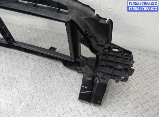 Панель передняя (телевизор) на Volvo XC60 II (UZ)