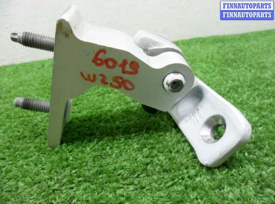 купить Петля двери задняя на Mercedes C-klasse (W205)Рестайлинг 2018 - 2021