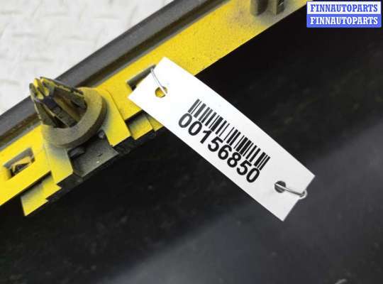 купить Накладка переднего левого крыла на Hummer H3 2005 - 2010