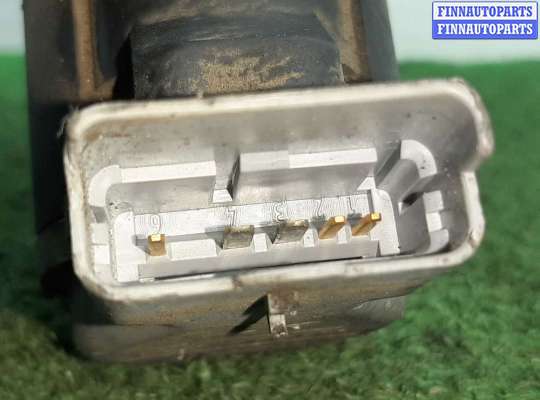 купить Клапан EGR на Land Rover Discovery III (LA) 2004 - 2009
