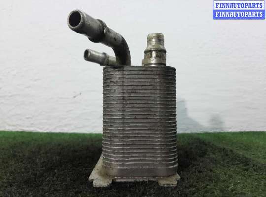 Радиатор масляный на Range Rover III (LM, L322)