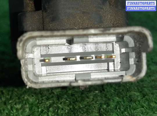 купить Радиатор системы EGR на Land Rover Discovery III (LA) 2004 - 2009