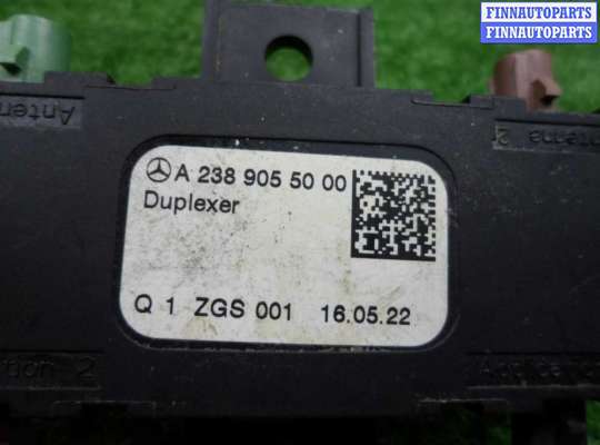 купить Усилитель разнесенной антенны на Mercedes GLC (X253) Рестайлинг 2019 - 2023