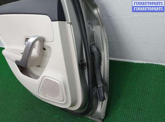 Стекло боковое двери на Mercedes-Benz A (W177)