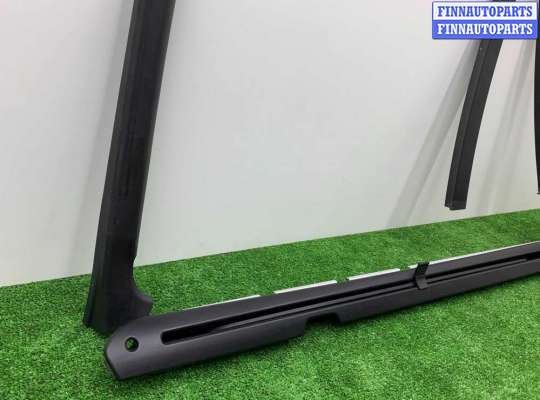 купить Шторка двери на BMW X3 F25 2010 - 2014
