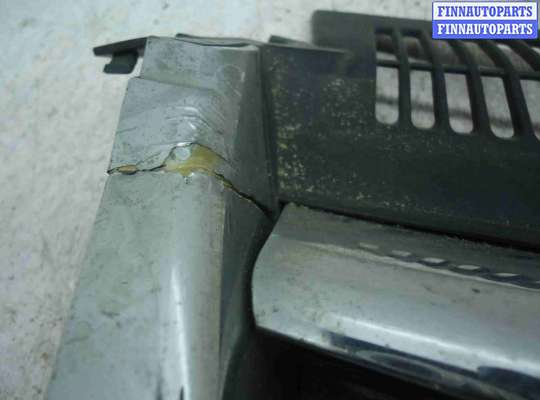 купить Решетка радиатора на Volkswagen Jetta V (1K) 2005 - 2010