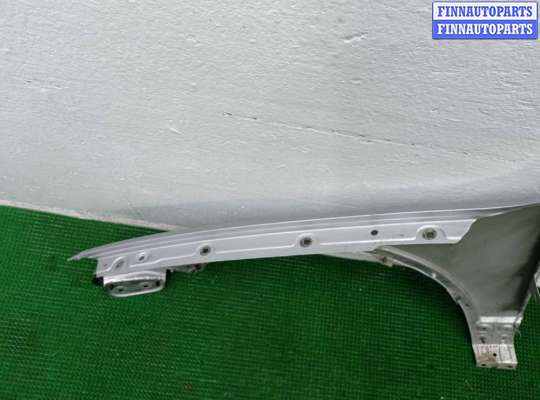 купить Крыло правое на Volkswagen Touareg II (7P) 2010 - 2014
